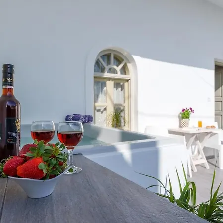 Perla, Luxury With Private Jacuzzi Apartment *