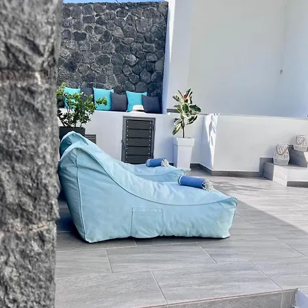 Apartment Perla, Luxury With Private Jacuzzi Perissa (Santorini)